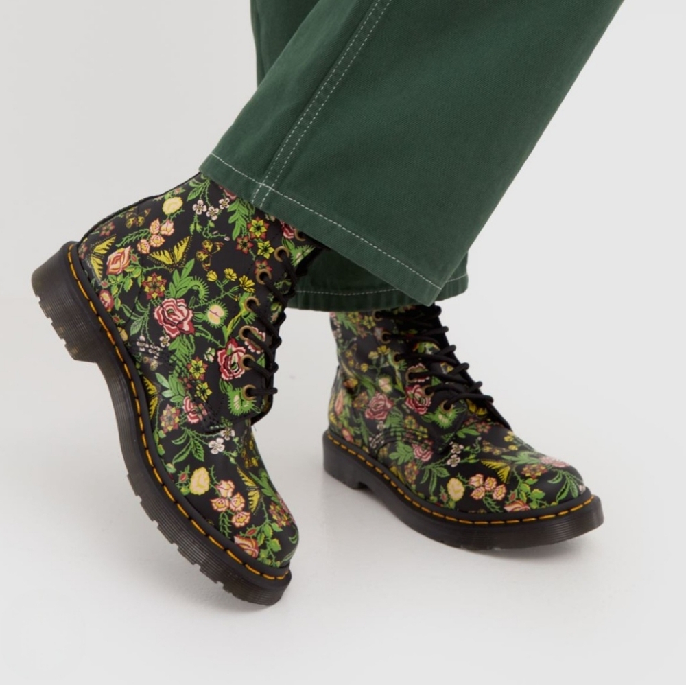 Dr Martens 1460 Floral Bloom Leather Lace Up - Picture 13 of 13